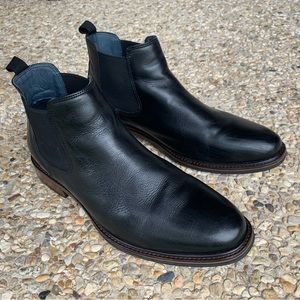 Johnson and Murphy Chelsea Boot black leather